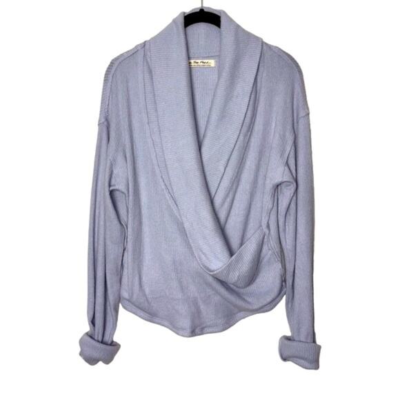 We the Free Hold Me Close Pullover sweater Women's Medium Sky Blue Purple - Picture 3 of 16